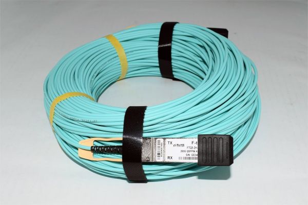 200G QSFP56 to 2x100G QSFP56多模Active Optical Splitter Cable